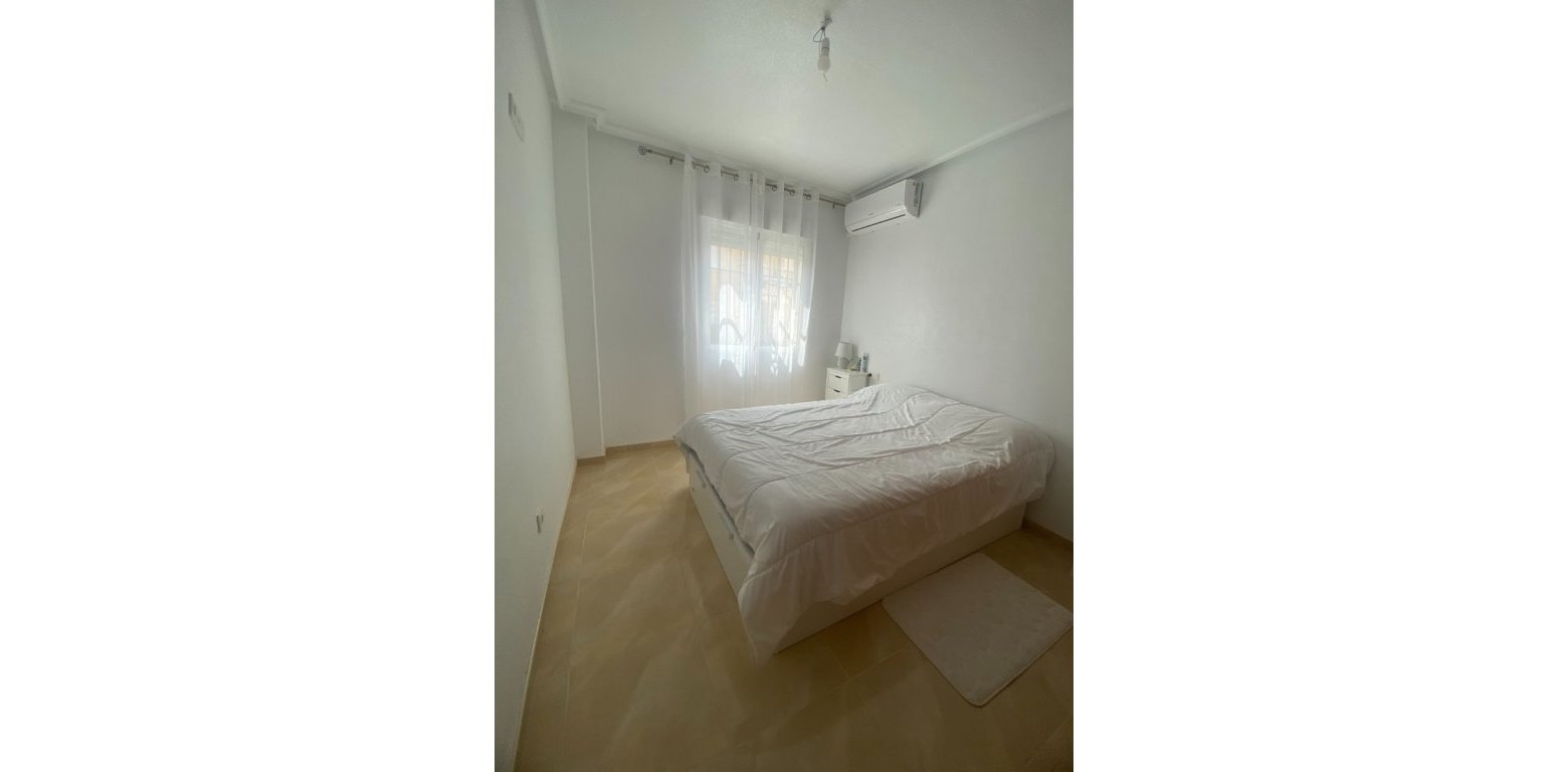 Sale - Radhus - San Miguel de Salinas