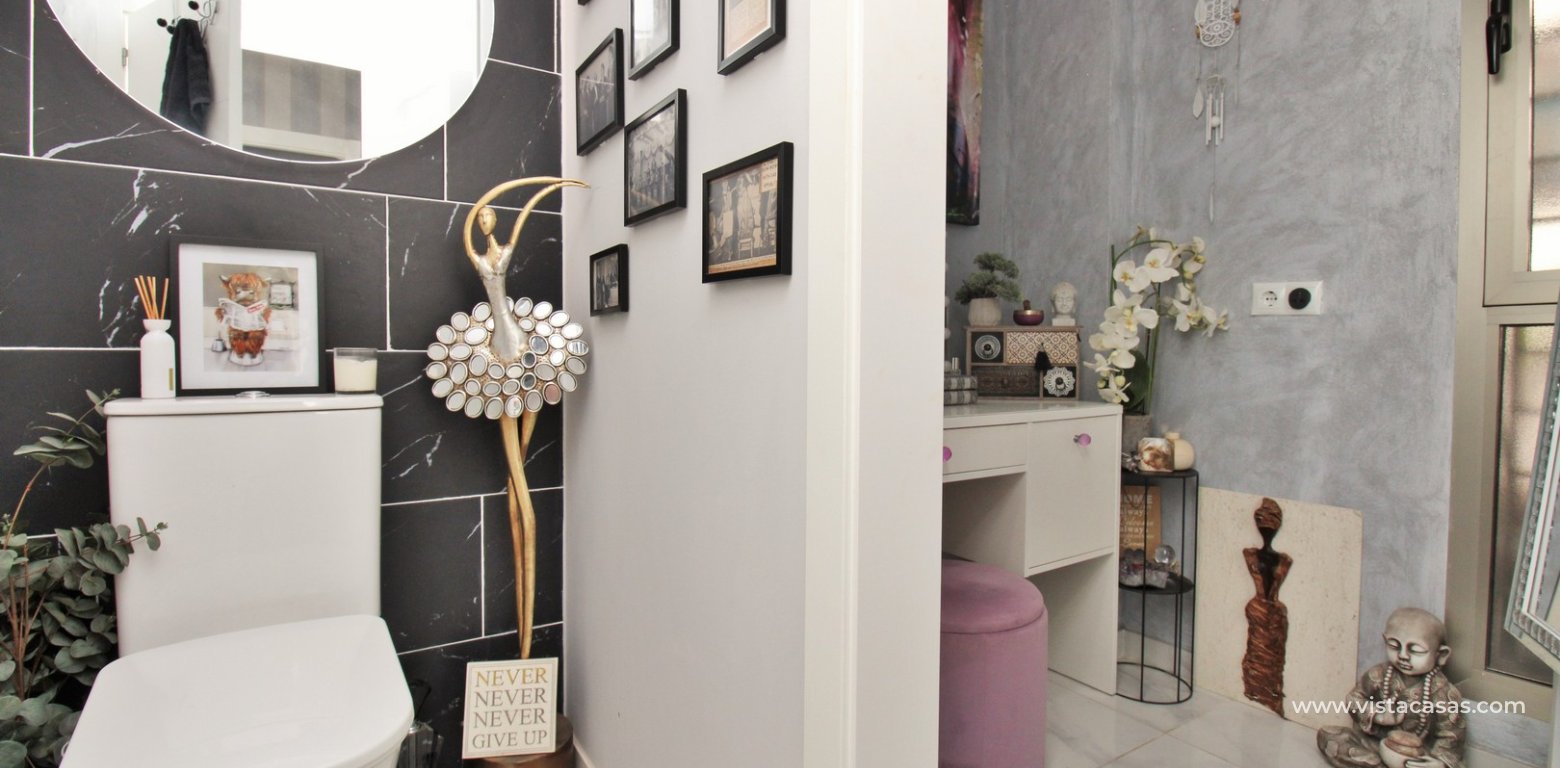 Modern 4-Bed Villa with Pool & Solarium in Villamartin wc 2