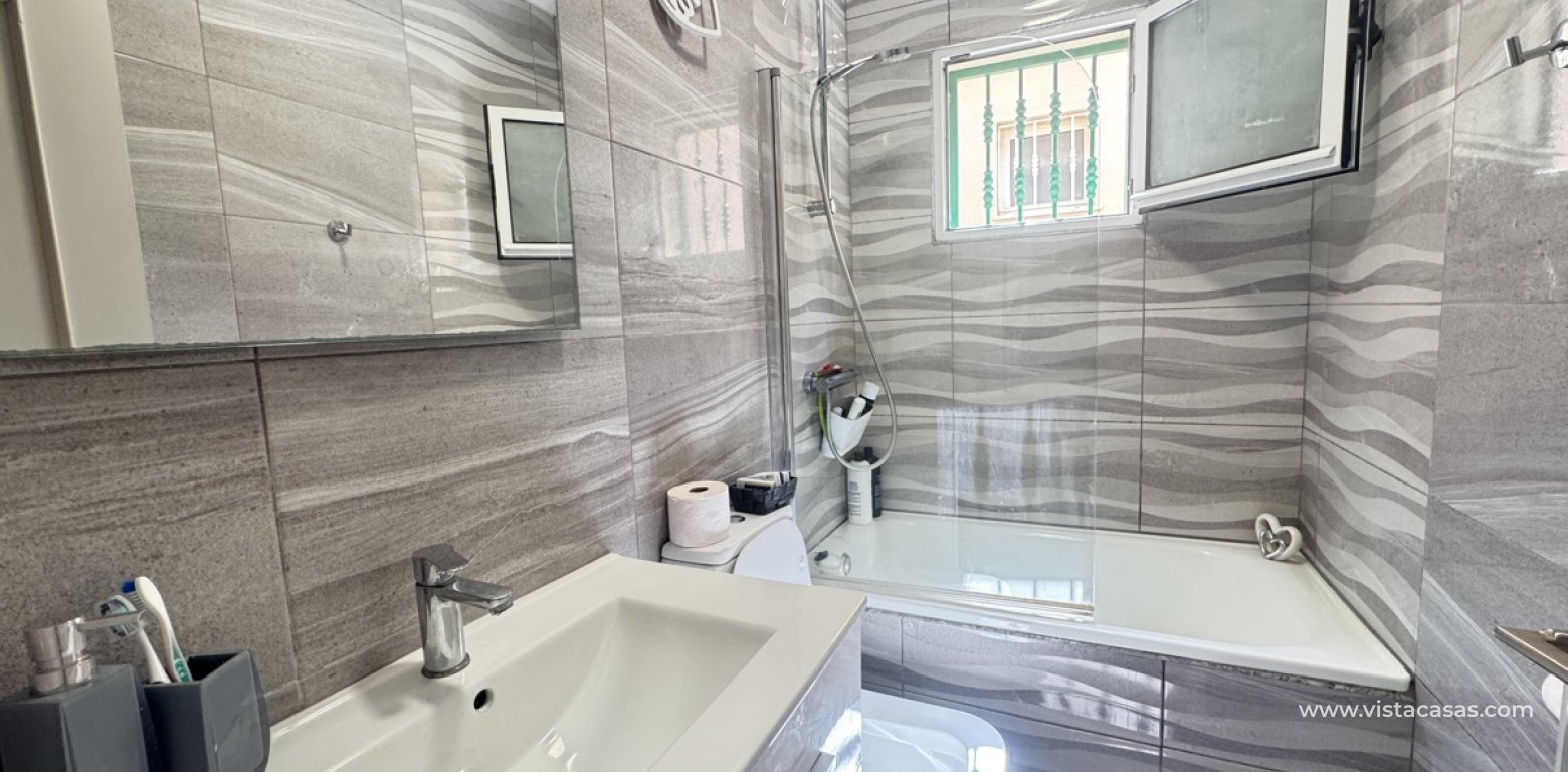 Resale - Villa - Villamartin