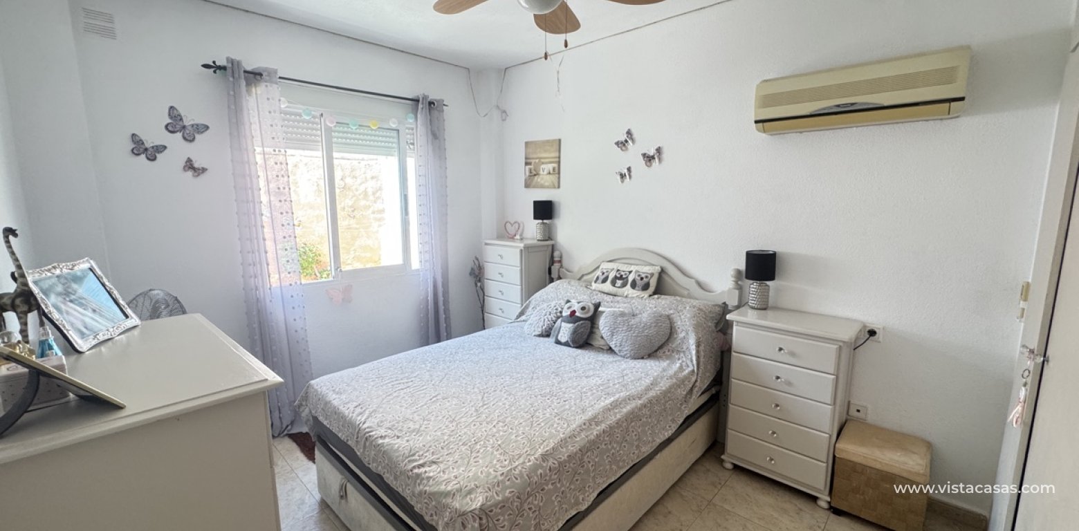 Resale - Villa - Villamartin