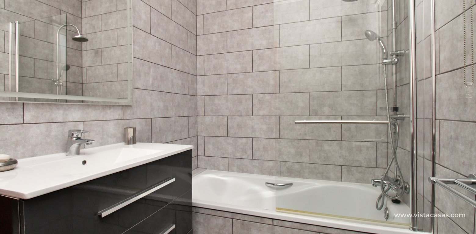 3-Bedroom Detached Villa with Private Pool in Eagles Nest, Near Villamartin Plaza & Golf bathroom