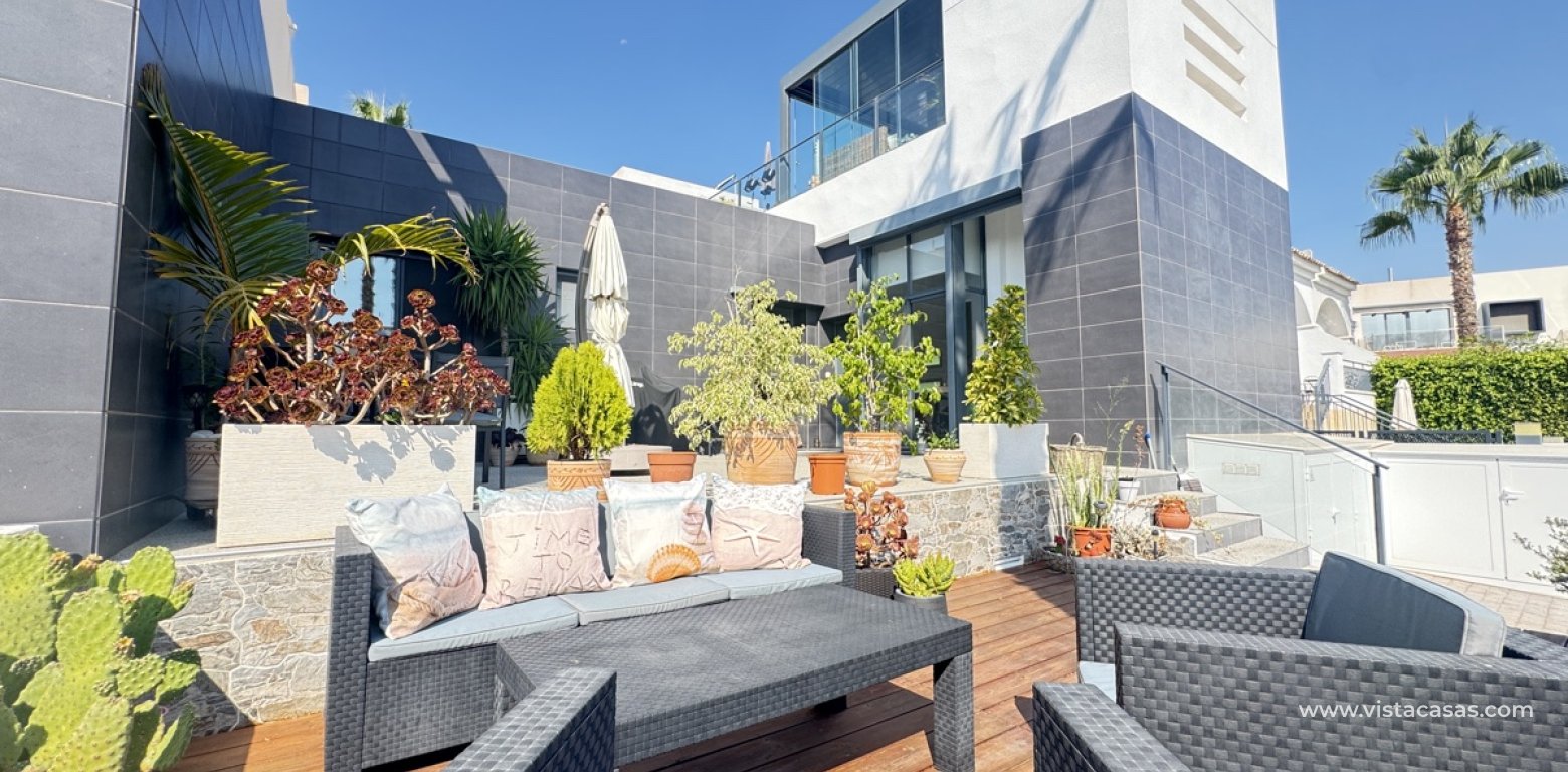 Resale - Townhouse - Villamartin