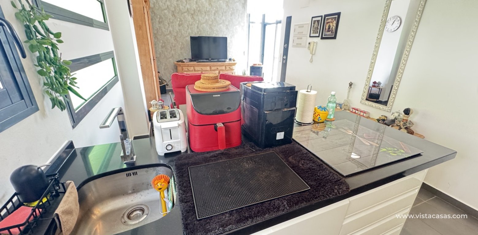 Resale - Townhouse - Villamartin