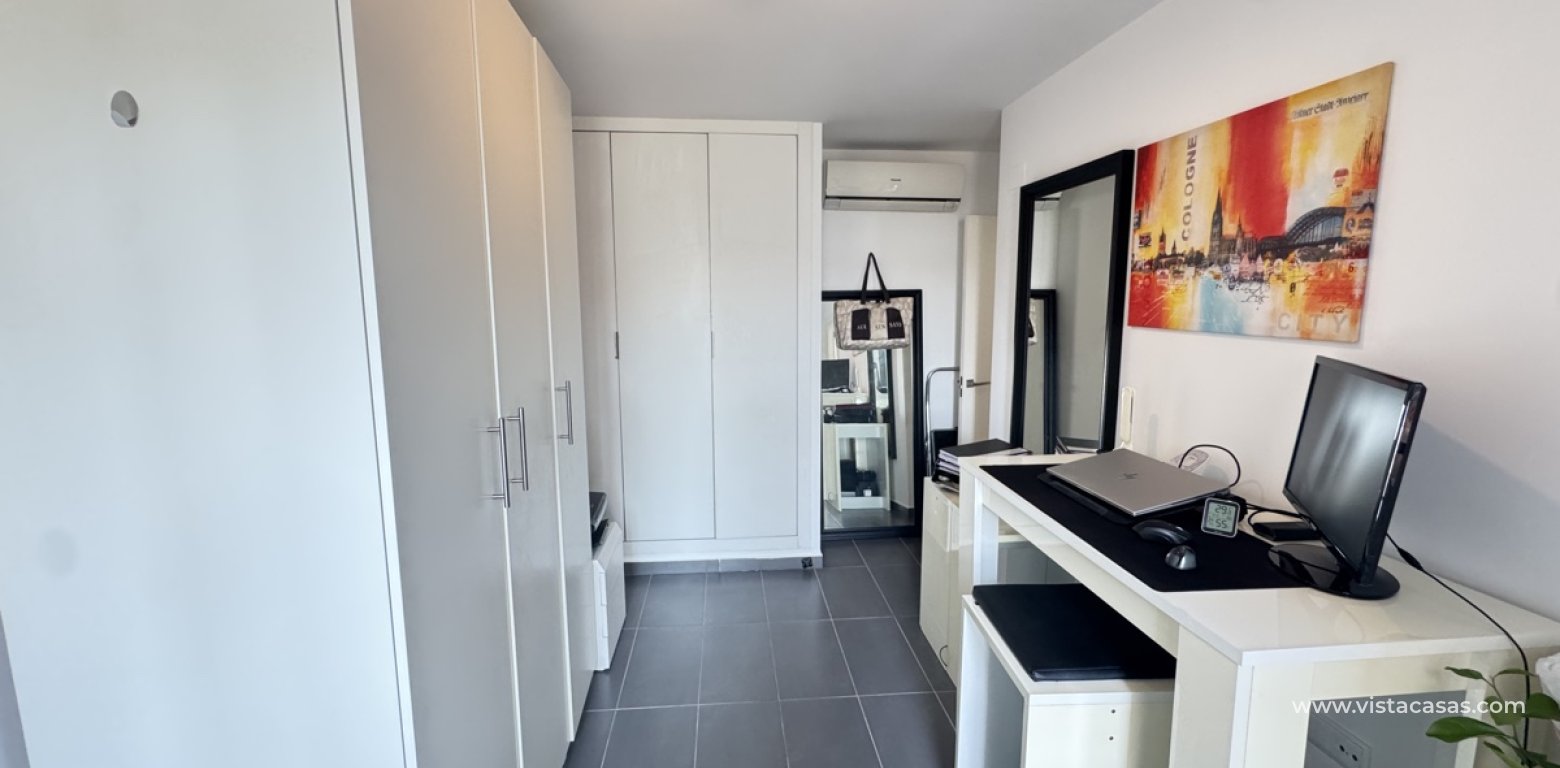 Resale - Townhouse - Villamartin