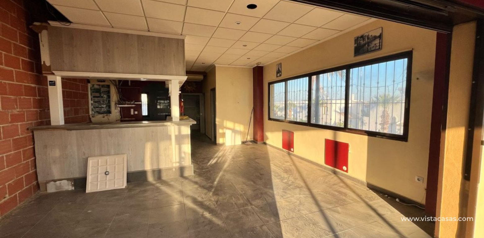 Resale - Commercial - Villamartin