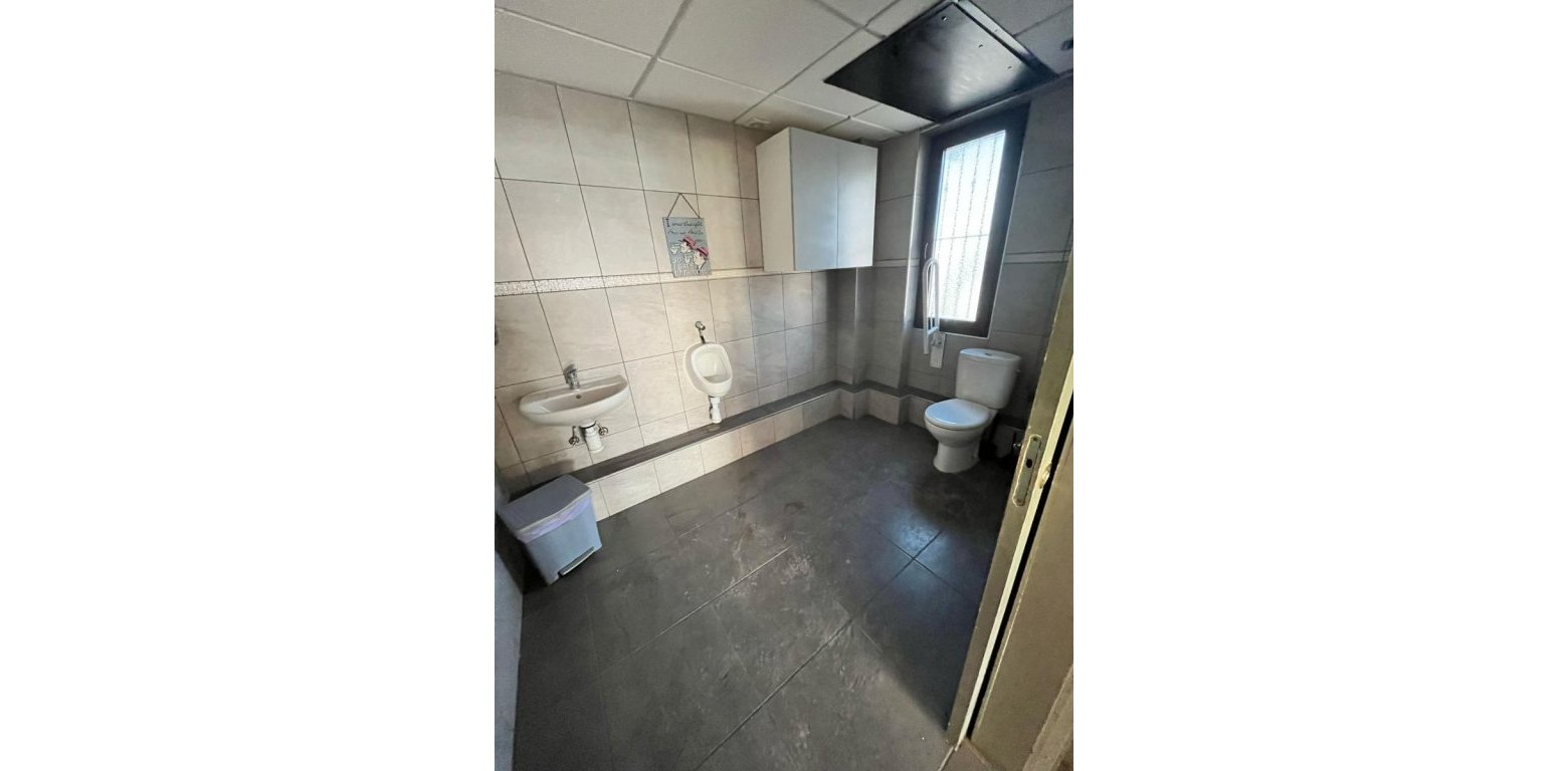 Resale - Commercial - Villamartin