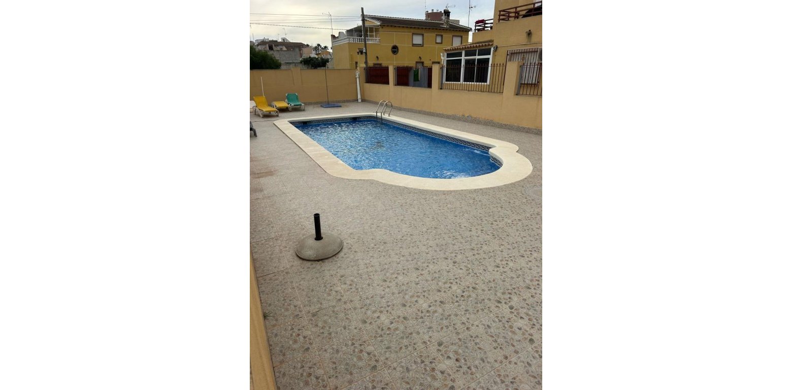 Resale - Apartment - Torrevieja