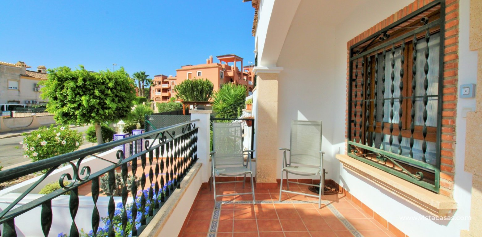 Buhardilla Townhouse for Sale in Pau 8 Villamartin front terrace