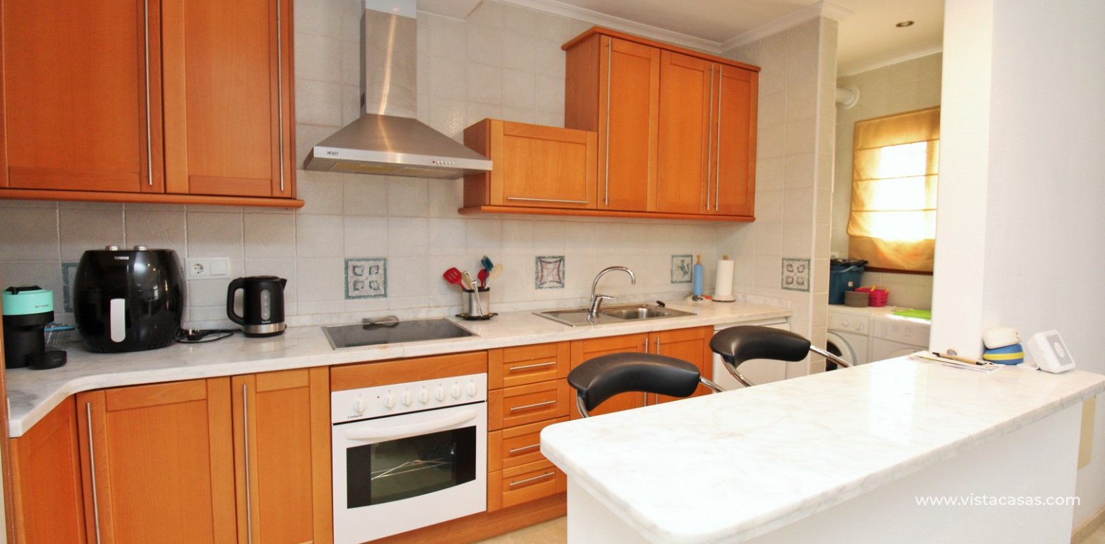 Buhardilla Townhouse for Sale in Pau 8 Villamartin kitchen