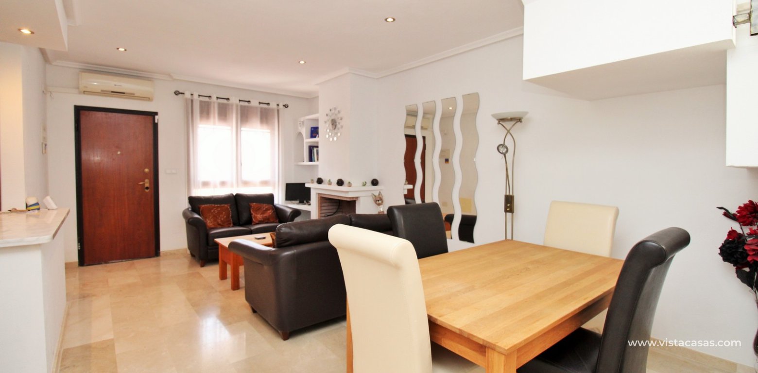 Buhardilla Townhouse for Sale in Pau 8 Villamartin living room