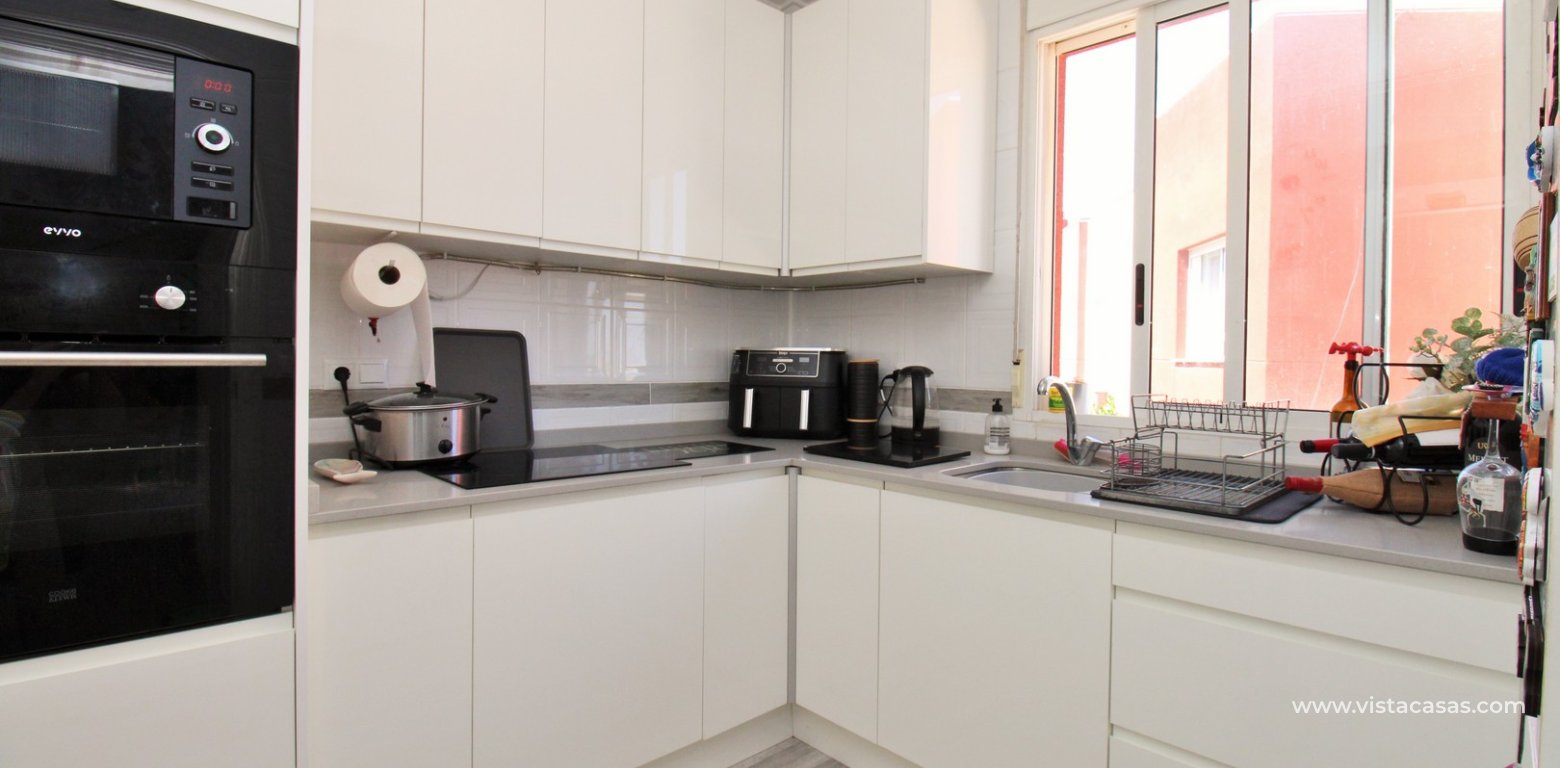 3 Bed Townhouse in Vista Azul Villamartin with Pool kitchen