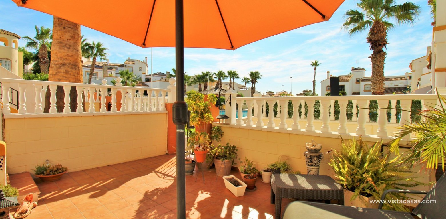 Buhardilla Townhouse for Sale in R19 Los Dolses front garden