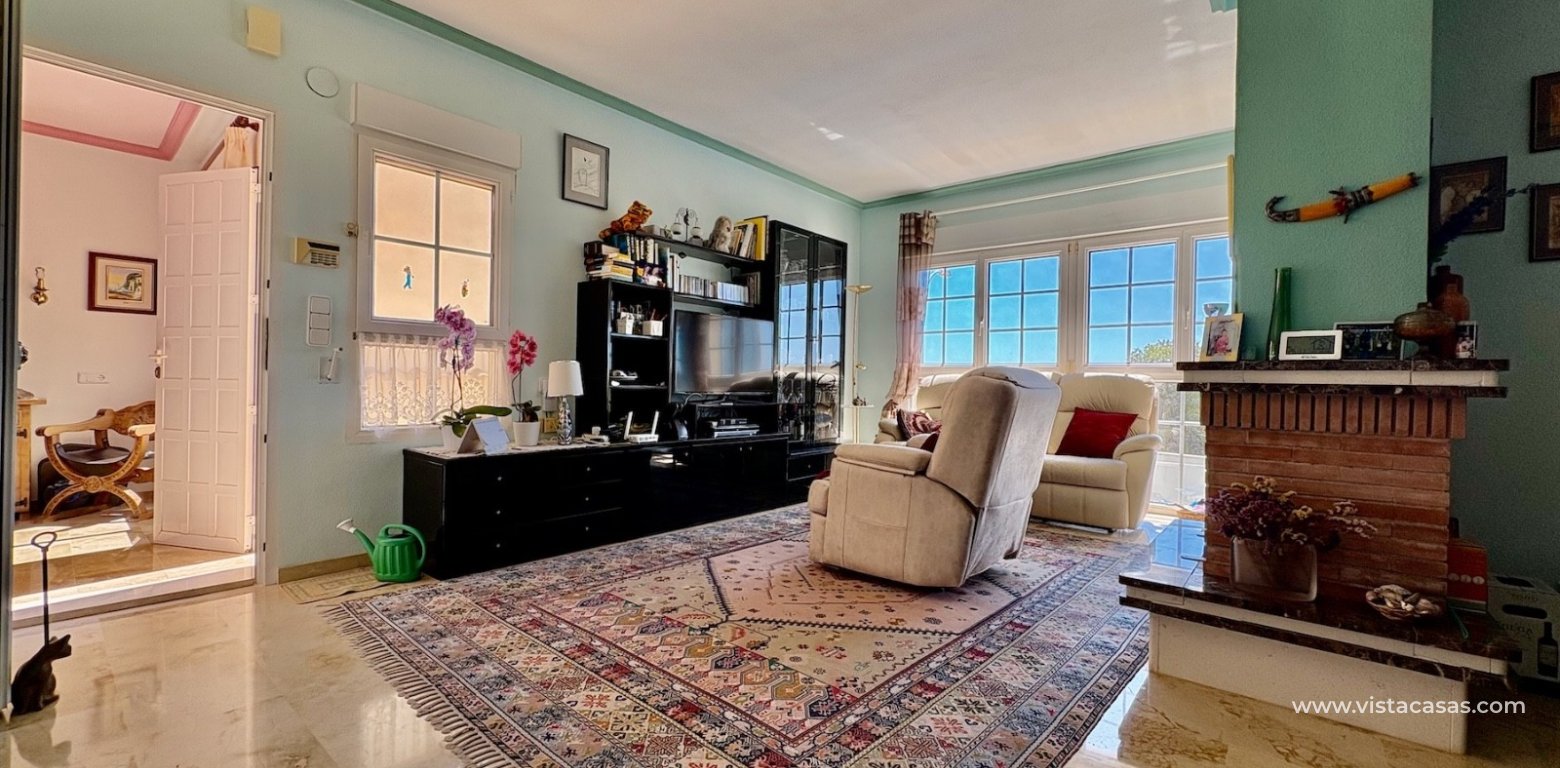 Resale - Villa - Villamartin