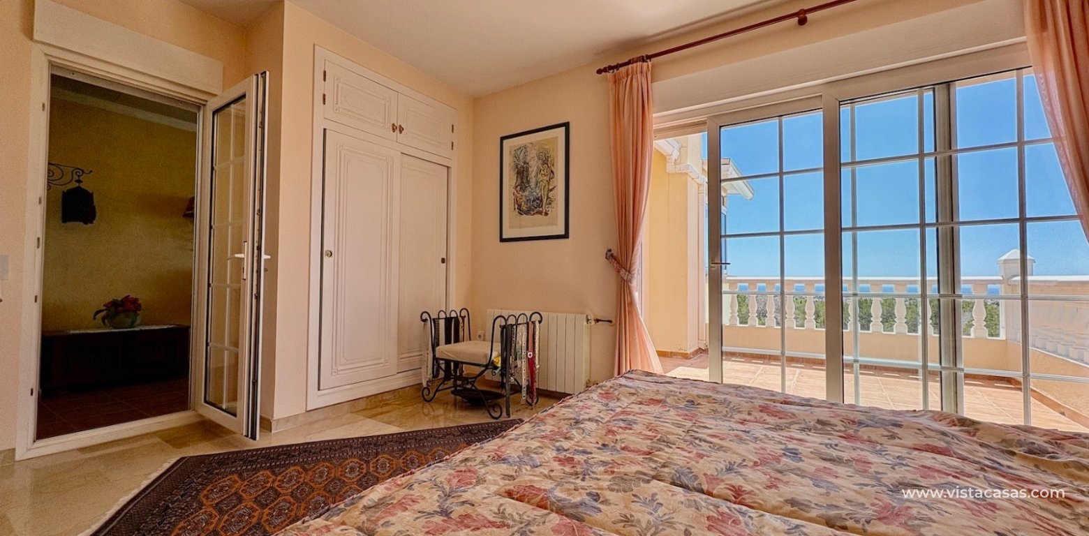 Resale - Villa - Villamartin