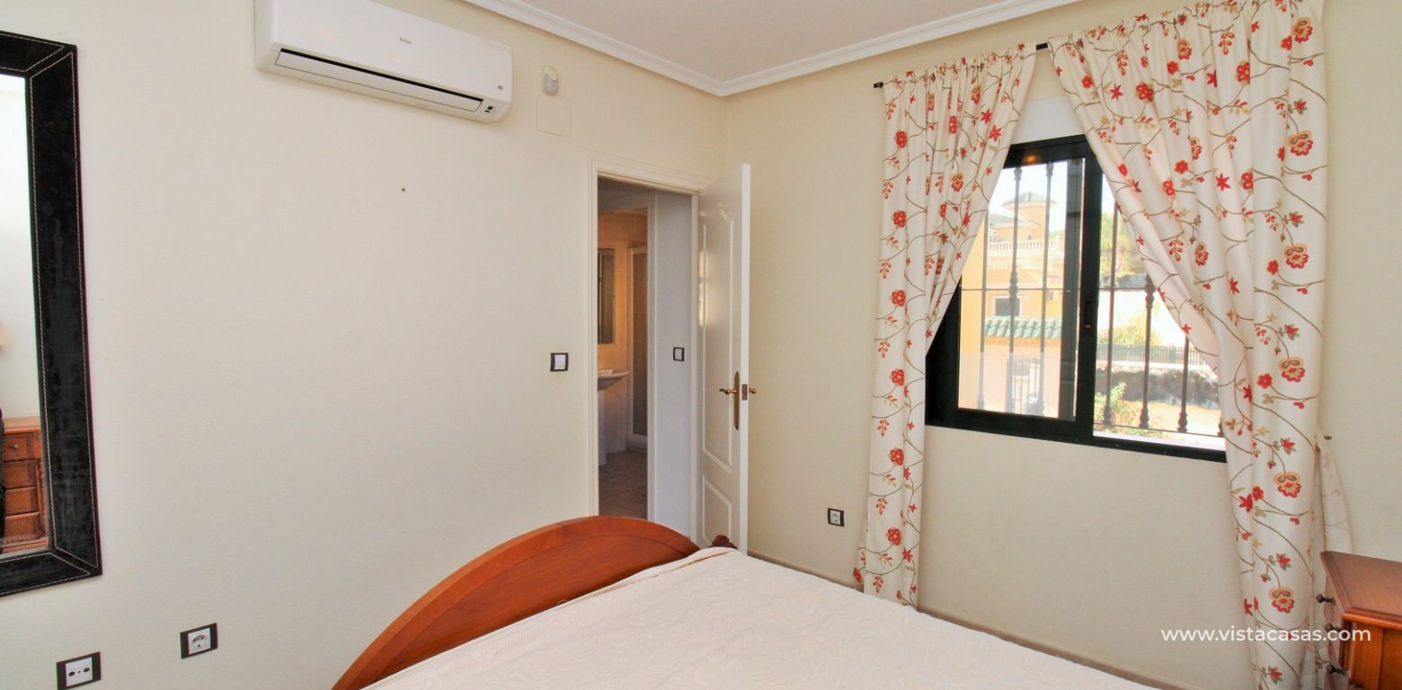 Detached Villa For Sale Brisas y Golf II Villamartin double bedroom fitted wardrobes