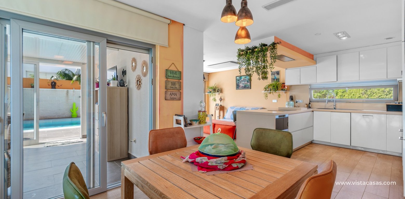 Wtórny - Villa - Benijofar