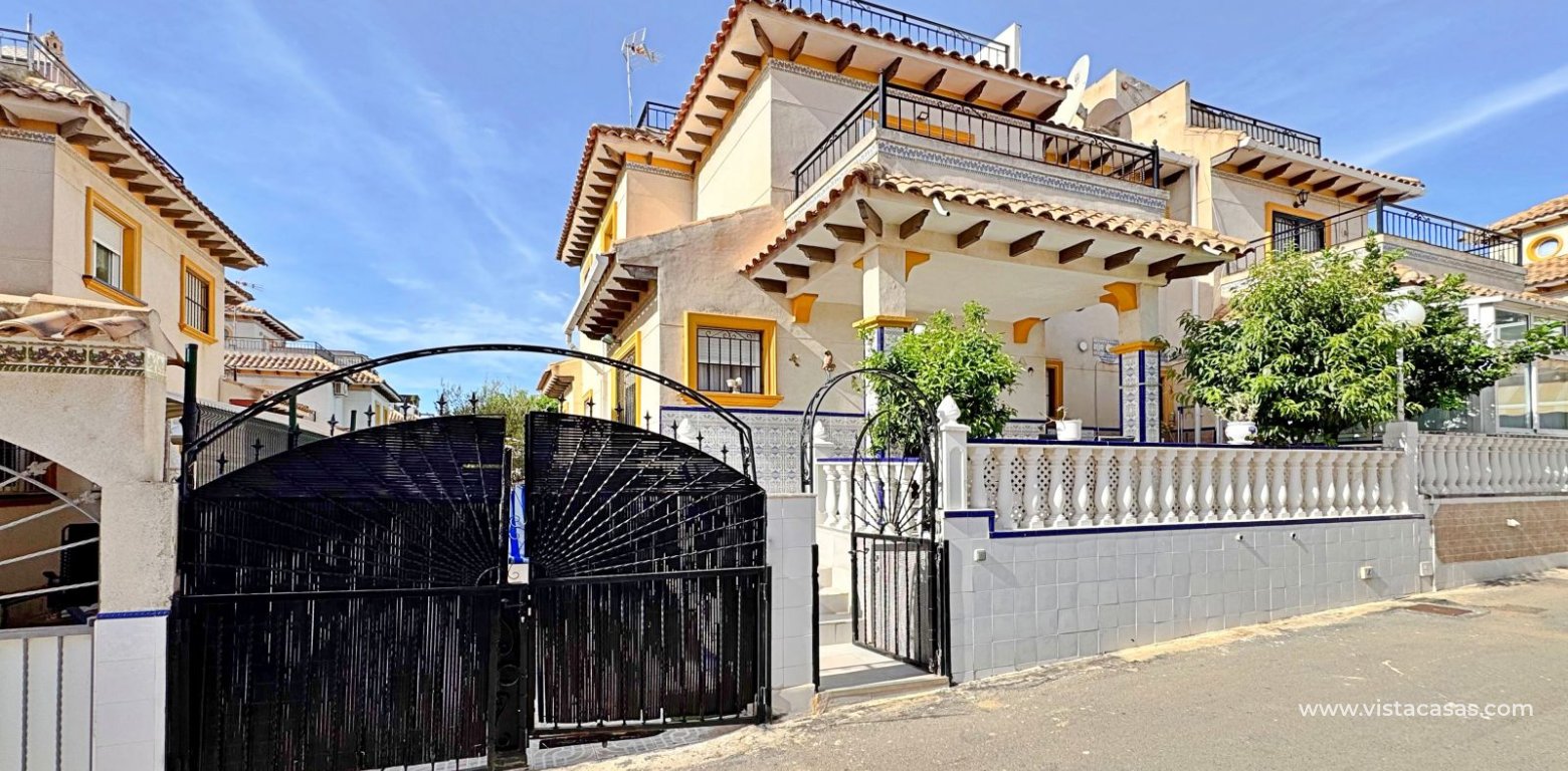 Sale - Townhouse - Punta Prima