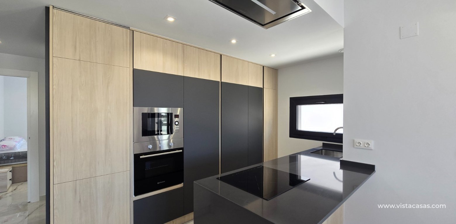 Resale - Apartment - Villamartin