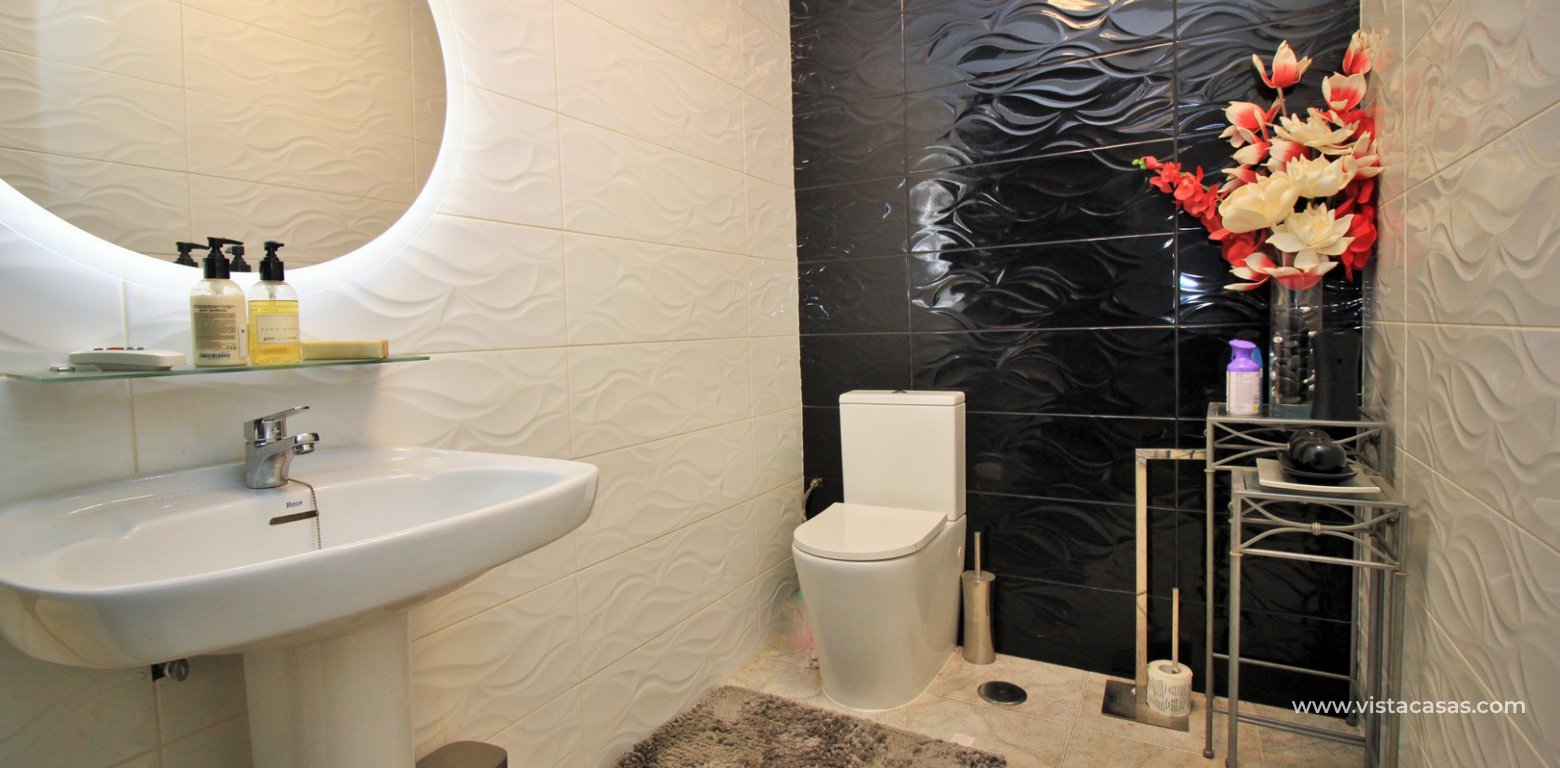 Apartment for sale in the Villamartin Plaza WC