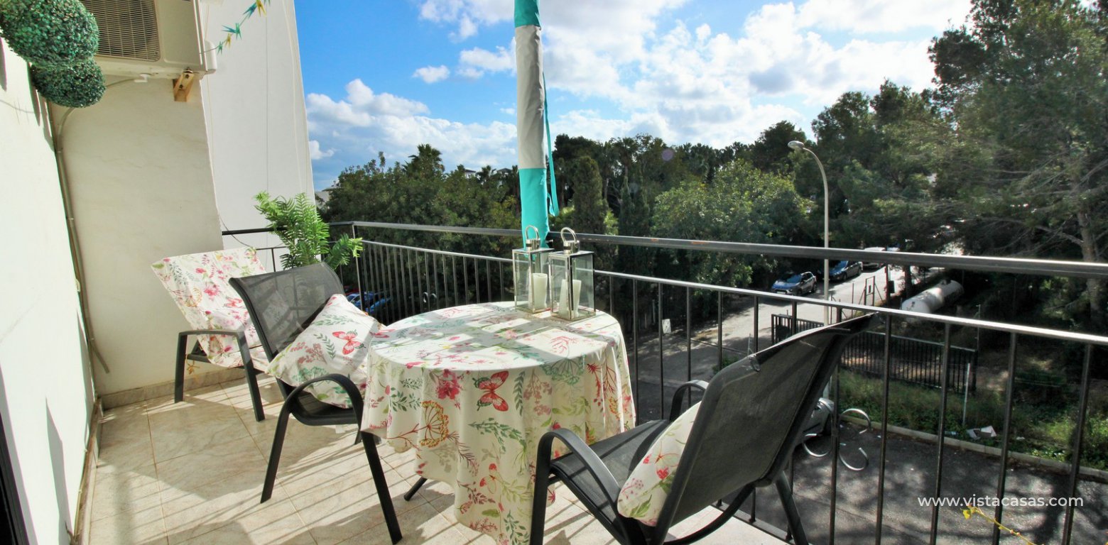 Apartment for sale in the Villamartin Plaza private balcony