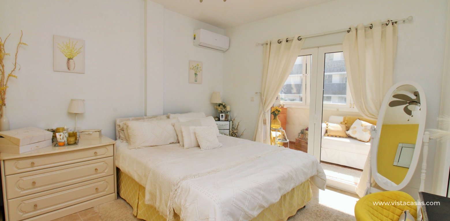 Sale - Villa - Villamartin