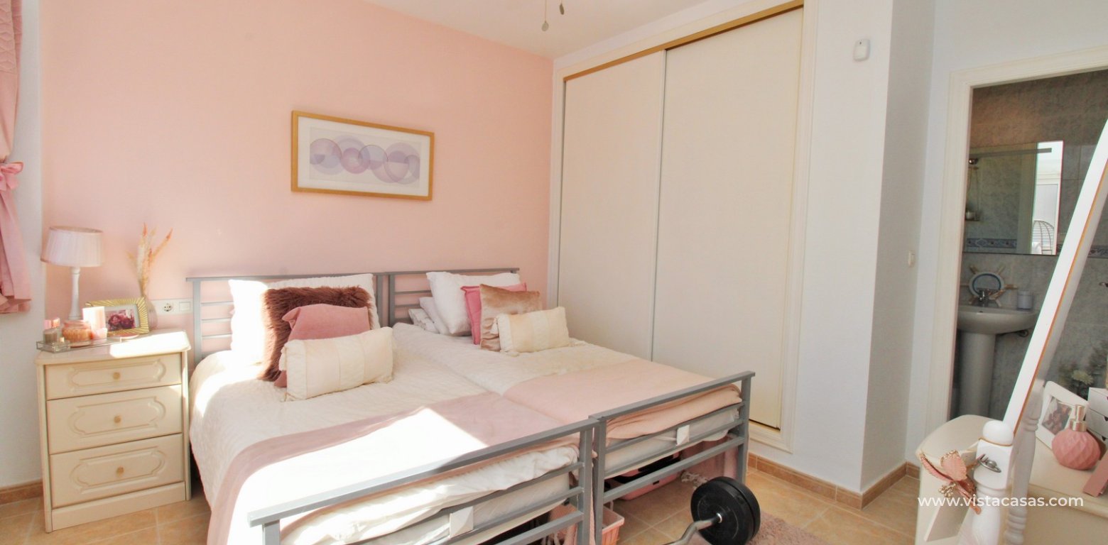 Sale - Villa - Villamartin