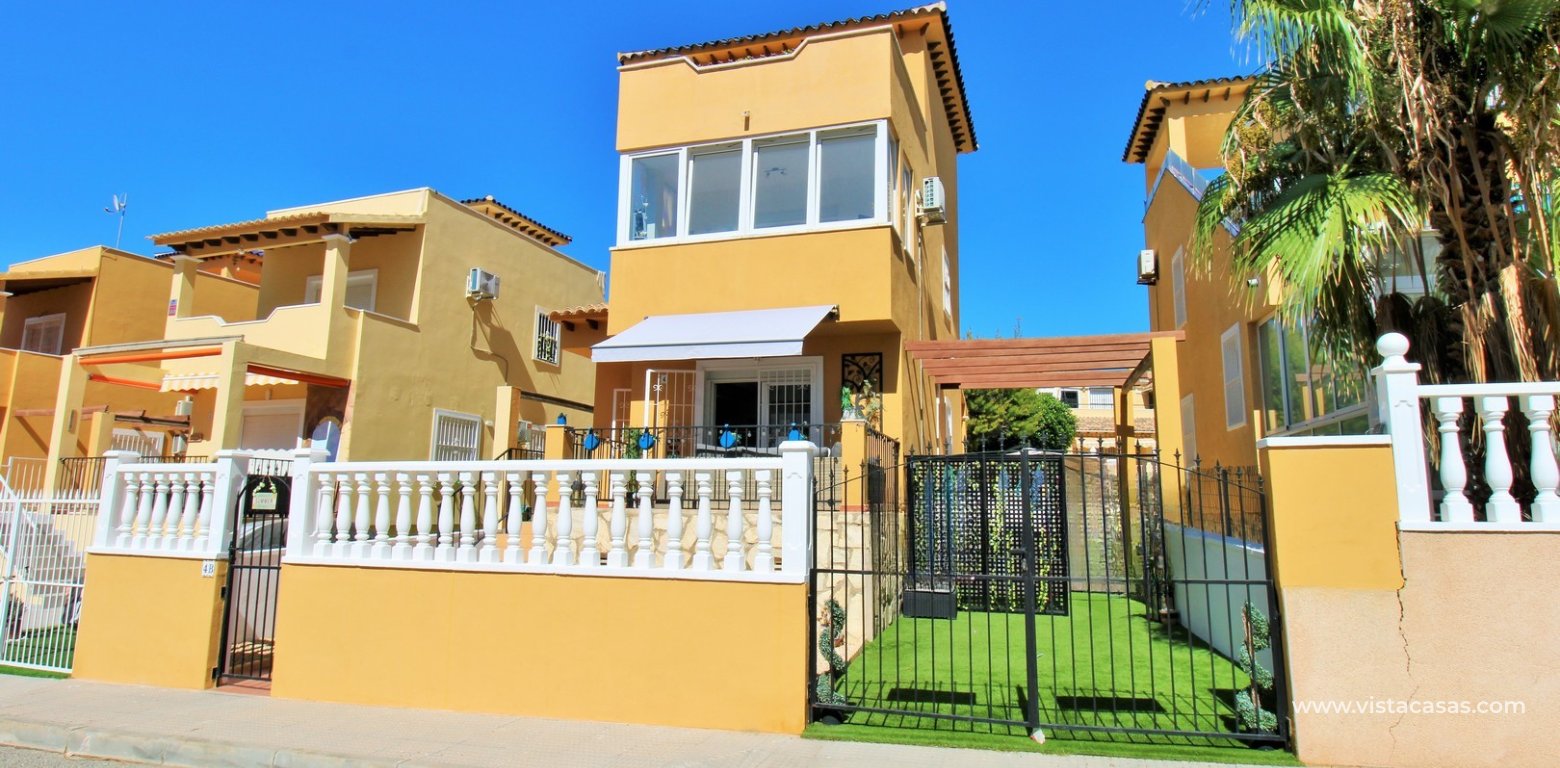 Sale - Villa - Villamartin
