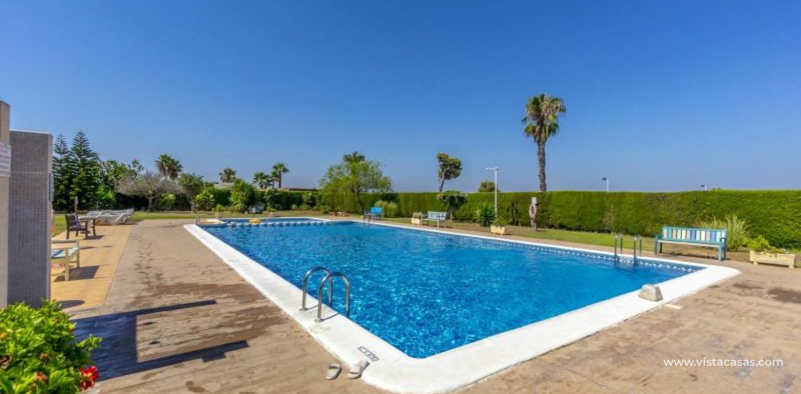 Resale - Villa - Torrevieja
