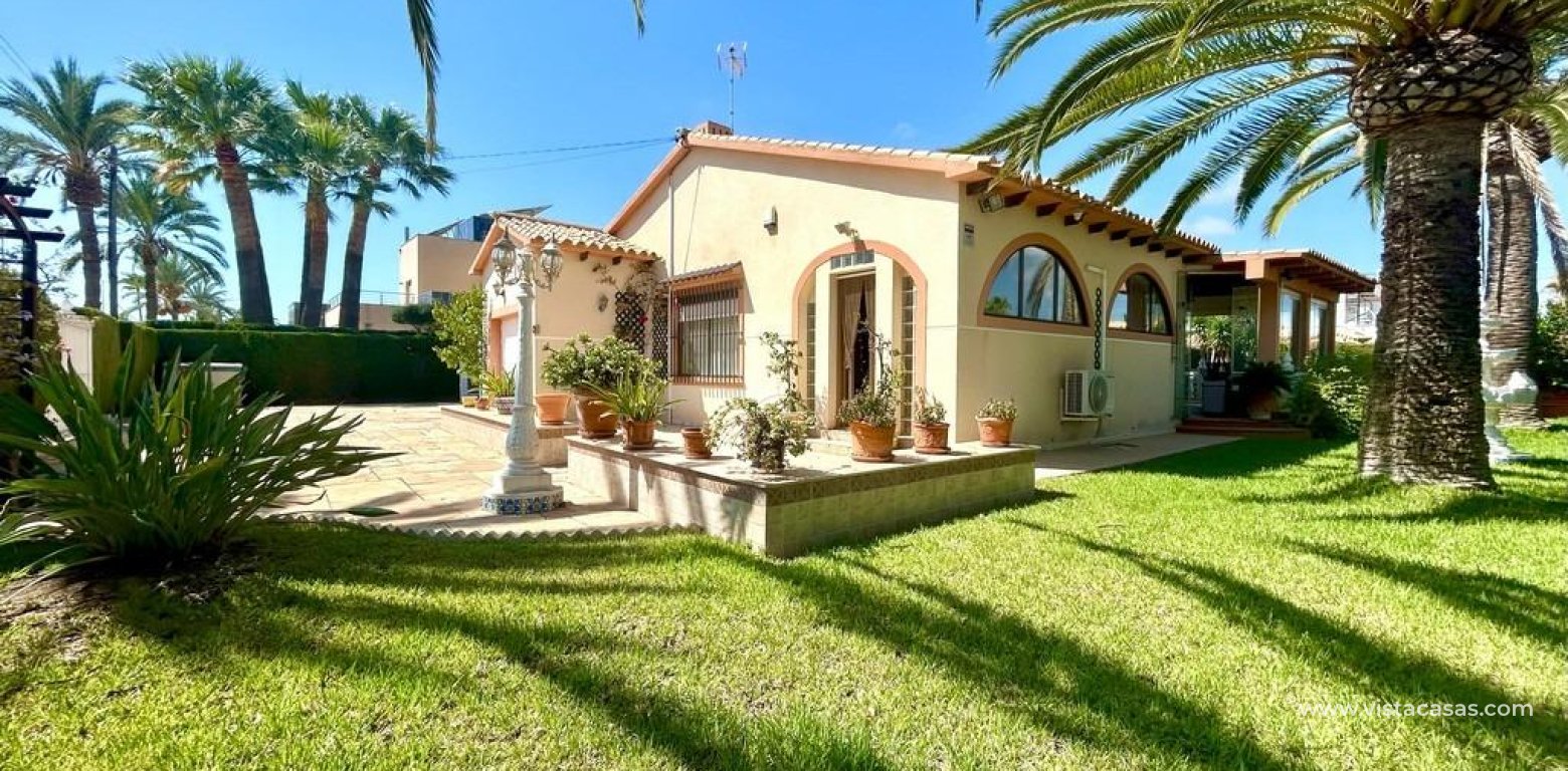 Sale - Villa - Cabo Roig