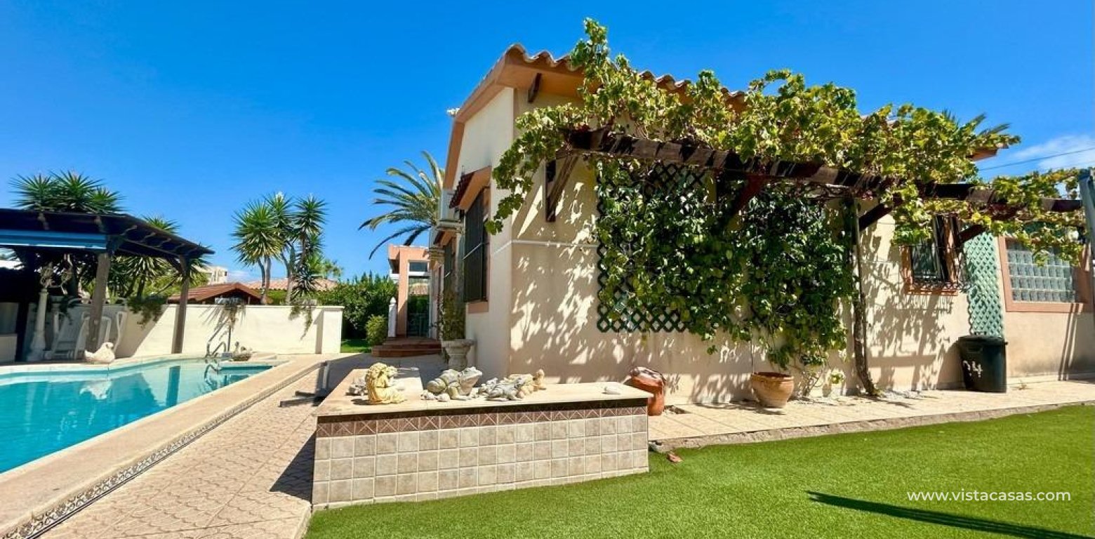 Sale - Villa - Cabo Roig