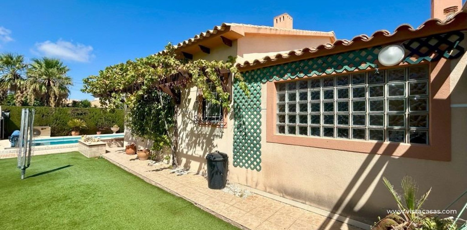 Sale - Villa - Cabo Roig