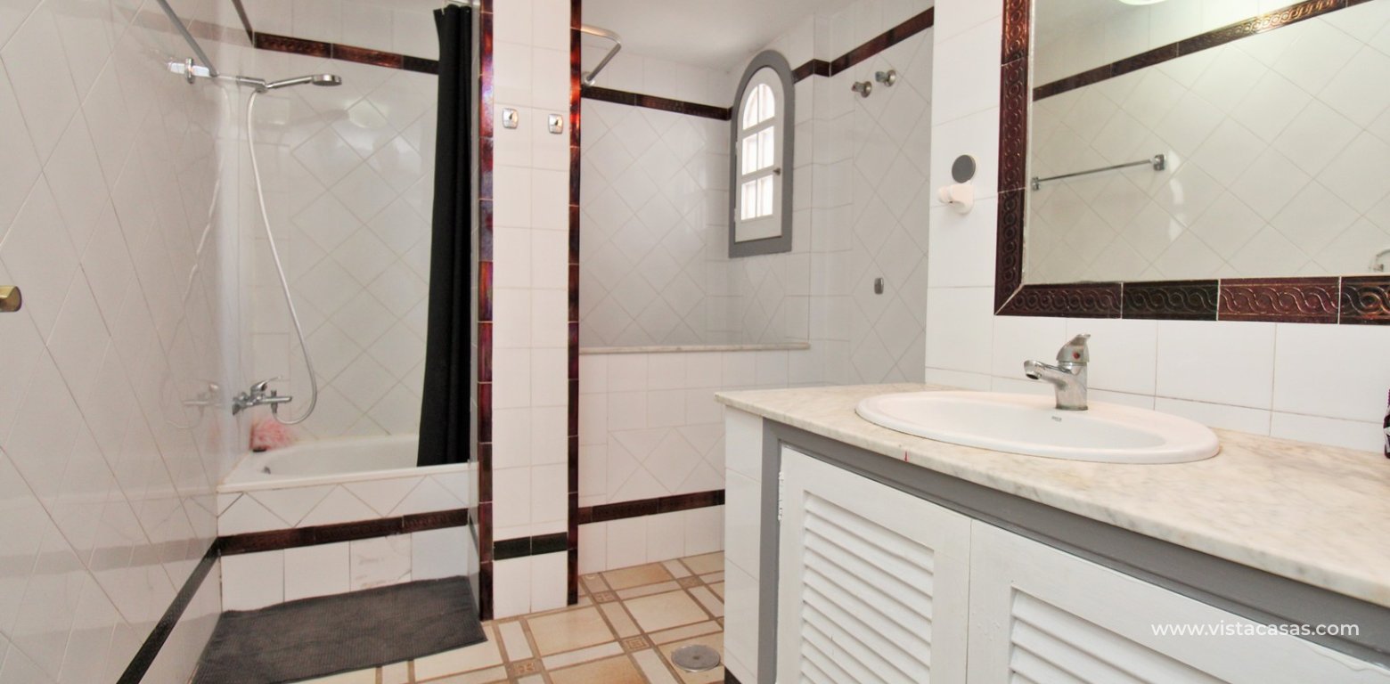 Resale - Apartment - Villamartin