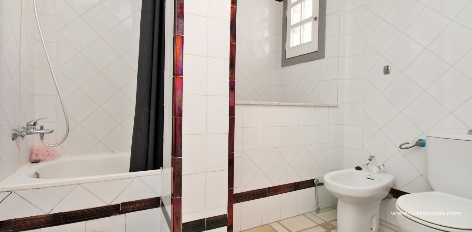 Resale - Apartment - Villamartin