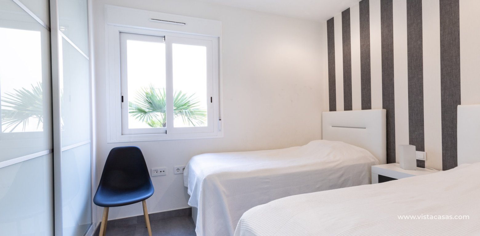 Resale - Bungalow - Torrevieja