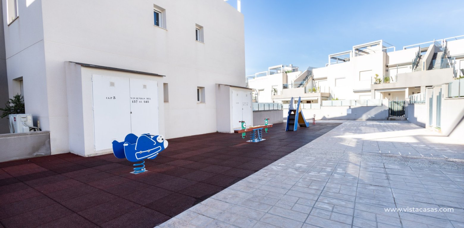 Resale - Bungalow - Torrevieja