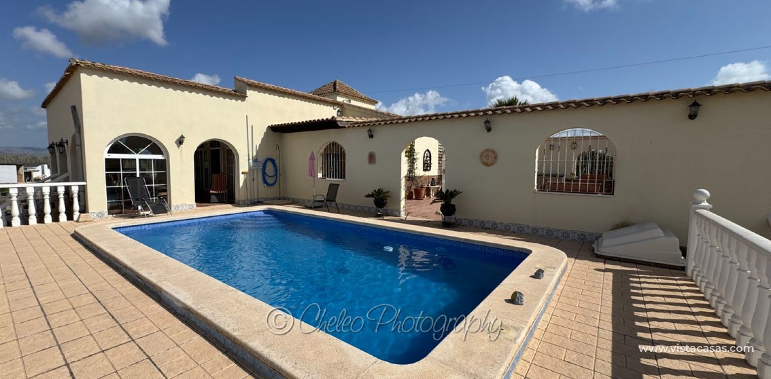 Resale - Villa - Catral