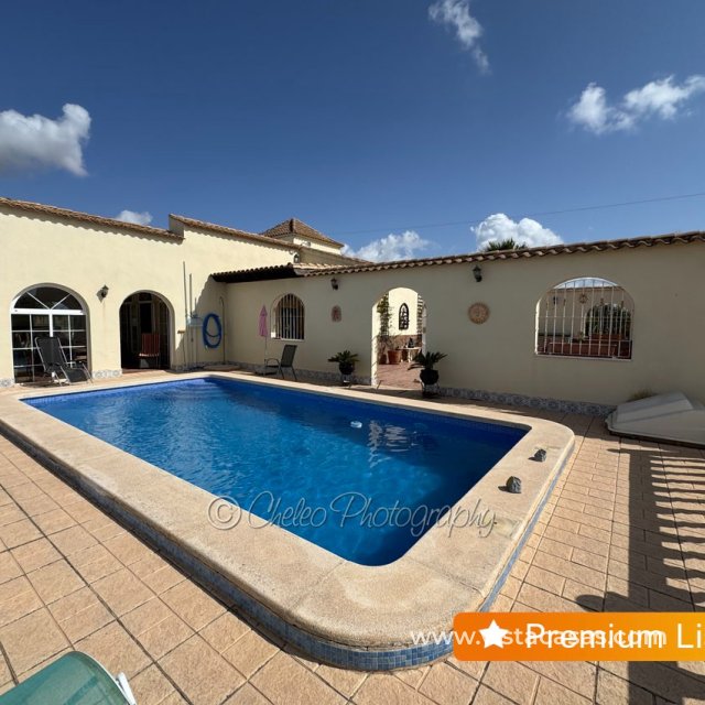 Villa - Sale - Catral - Catral