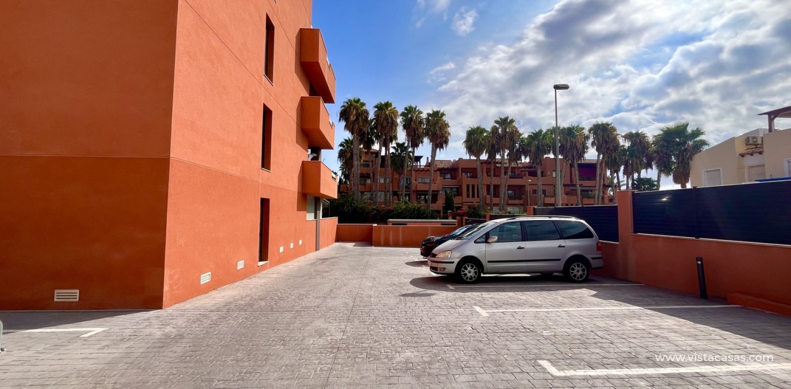 Resale - Apartment - Villamartin