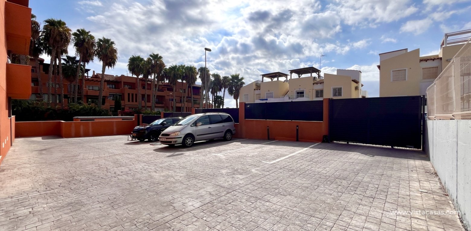 Resale - Apartment - Villamartin