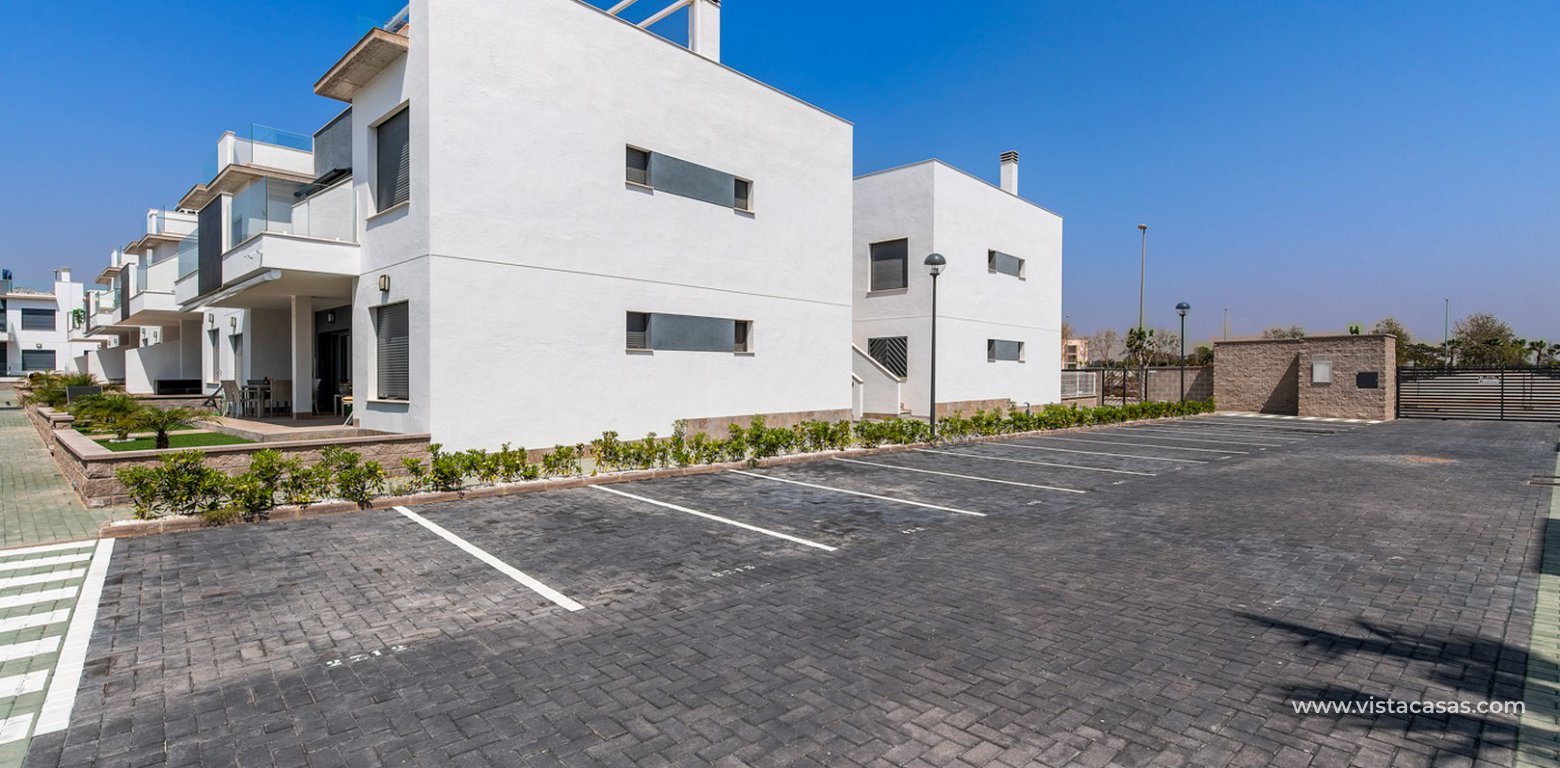 New build apartments for sale in Pilar de la Horadada Lamar Resort parking
