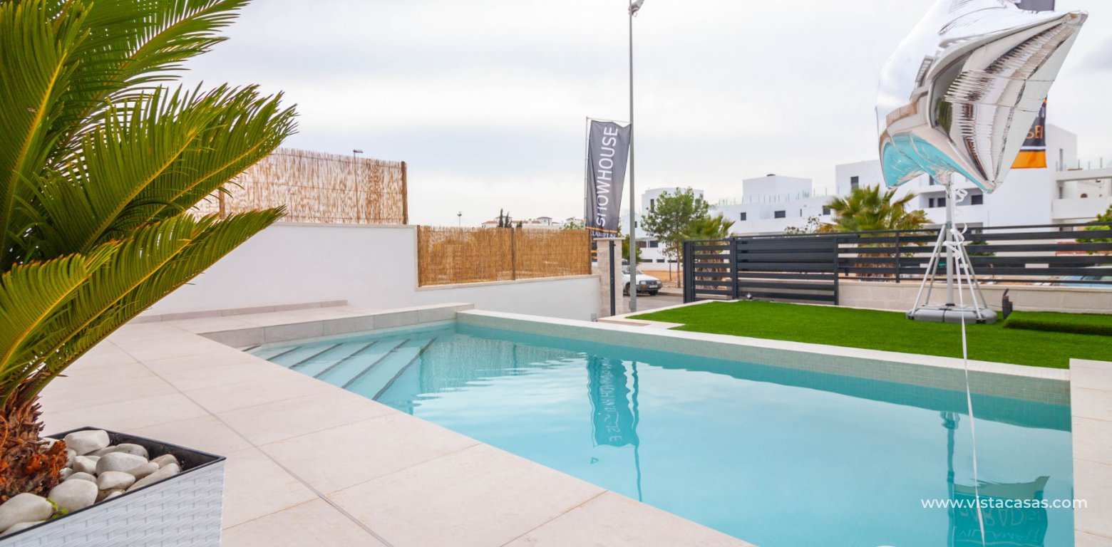 Villa for sale in Villamartin Paradise private pool