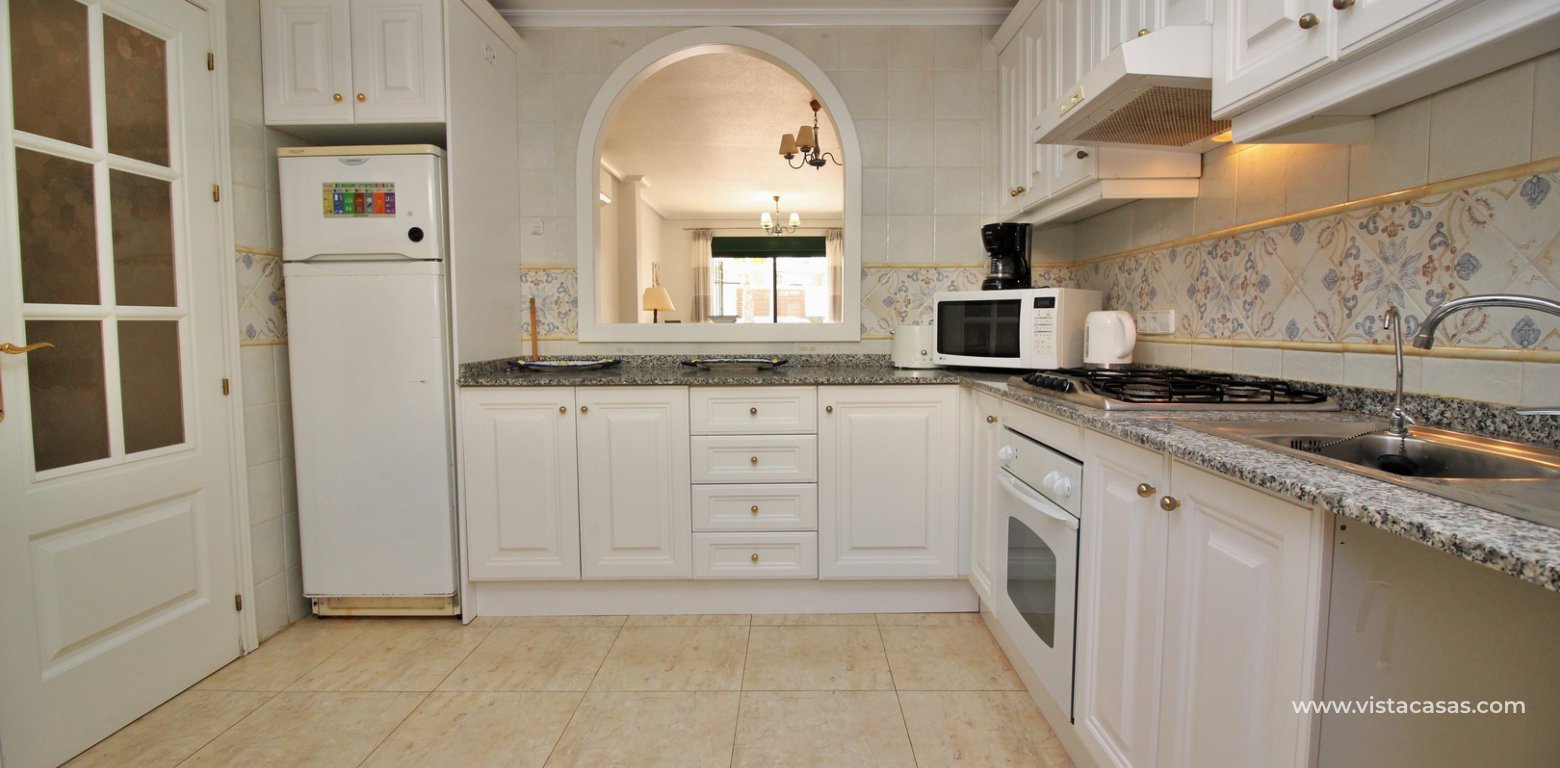 Townhouse for sale in Campoamor golf kitchen 2