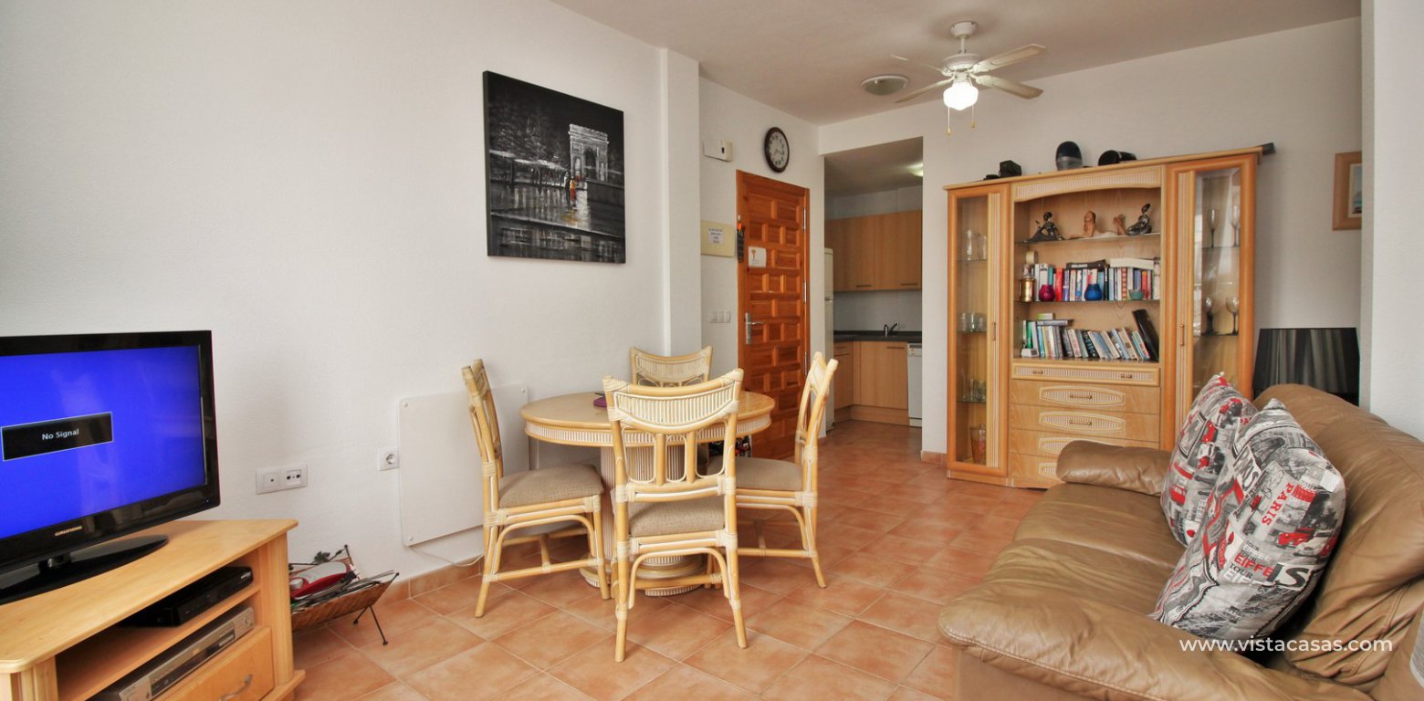 Top floor apartment for sale in Panorama Golf Villamartin lounge