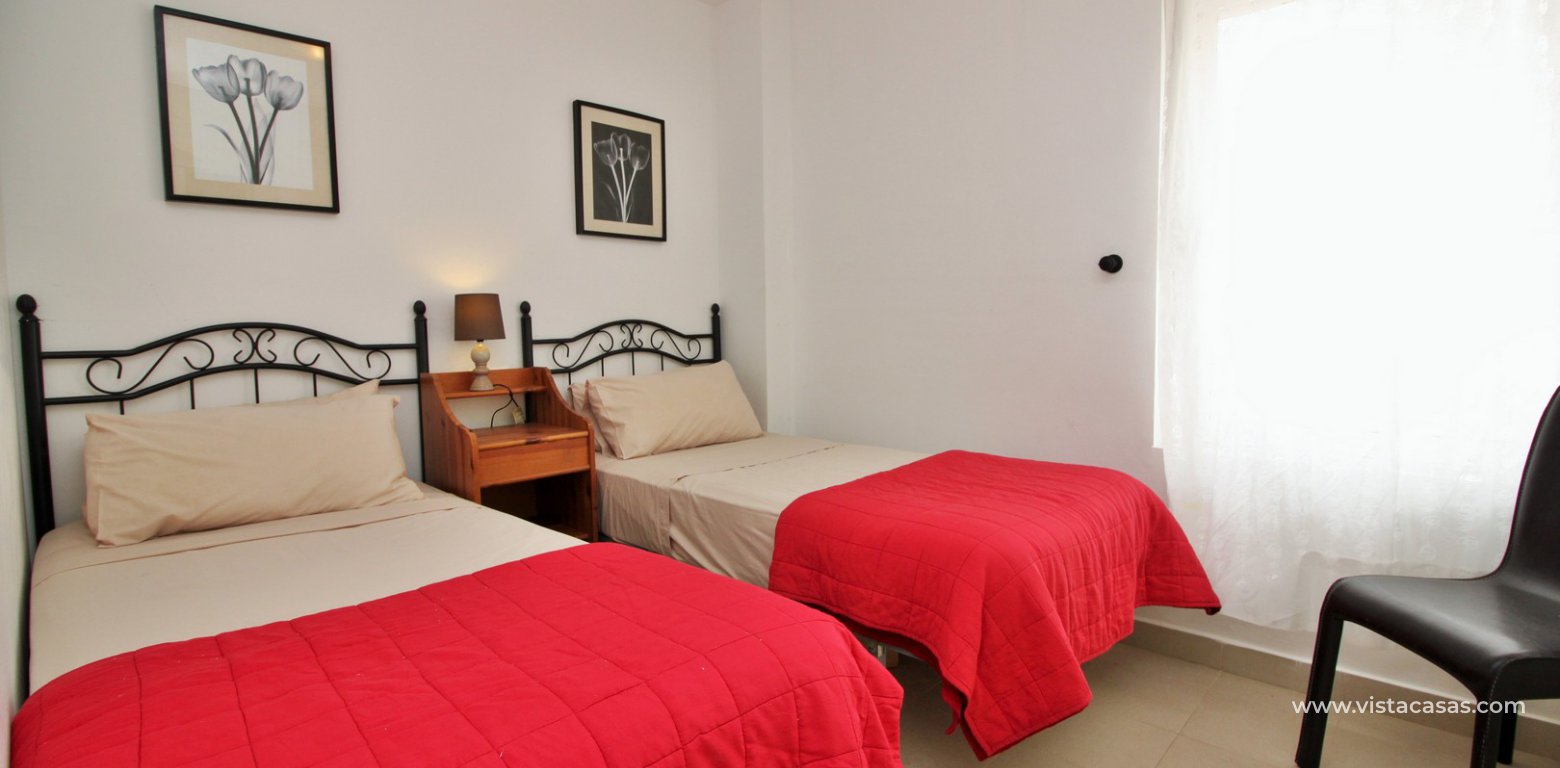 Penthouse apartment for sale in El Rincon Playa Flamenca twin bedroom