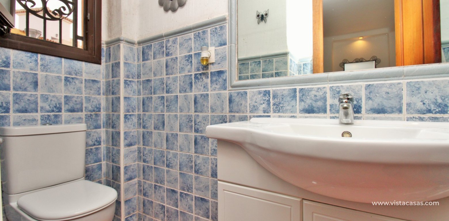 Ground floor apartment for sale Res Punta Marina en-suite bathroom