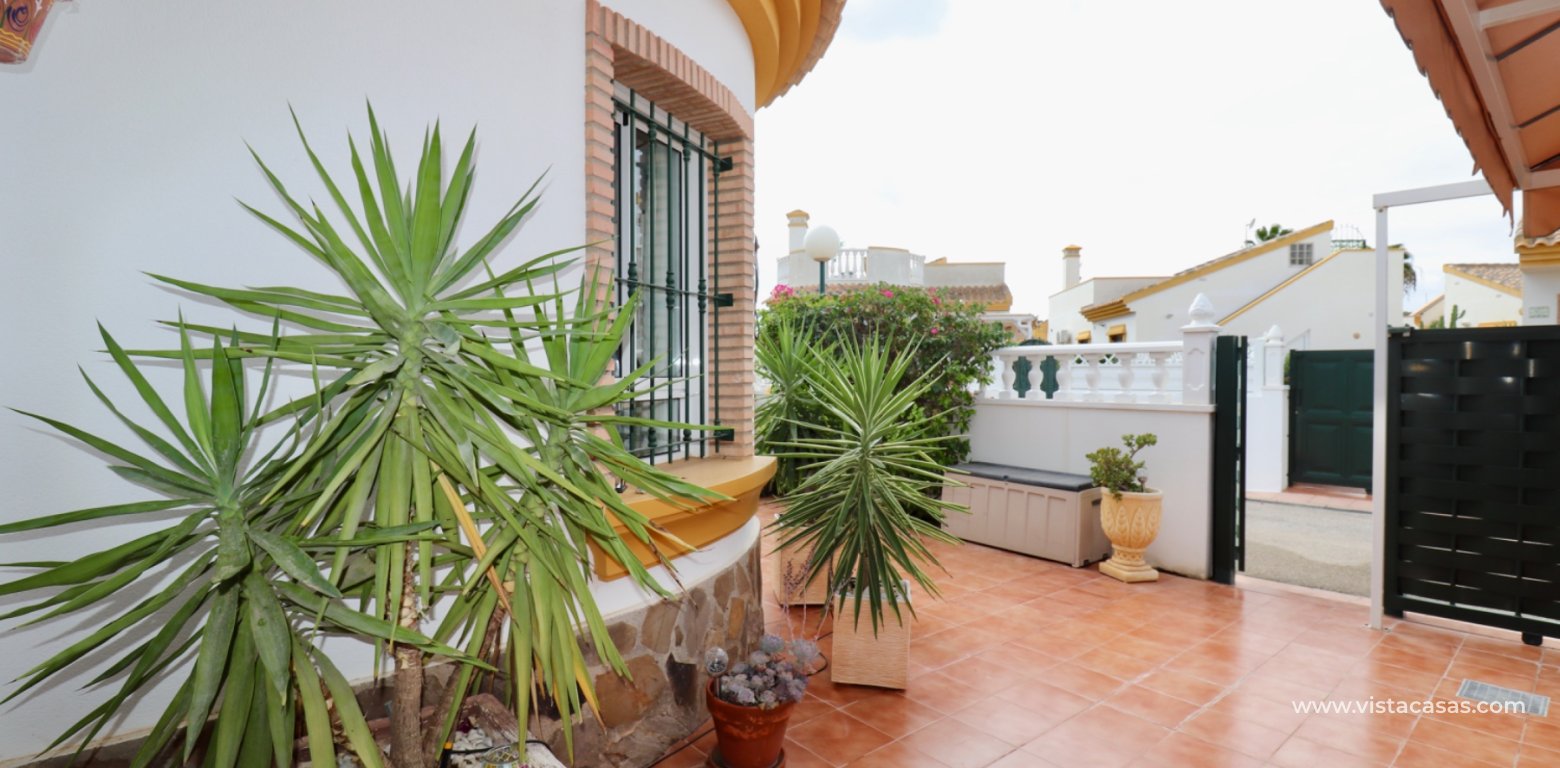 Sale - Villa - El Raso