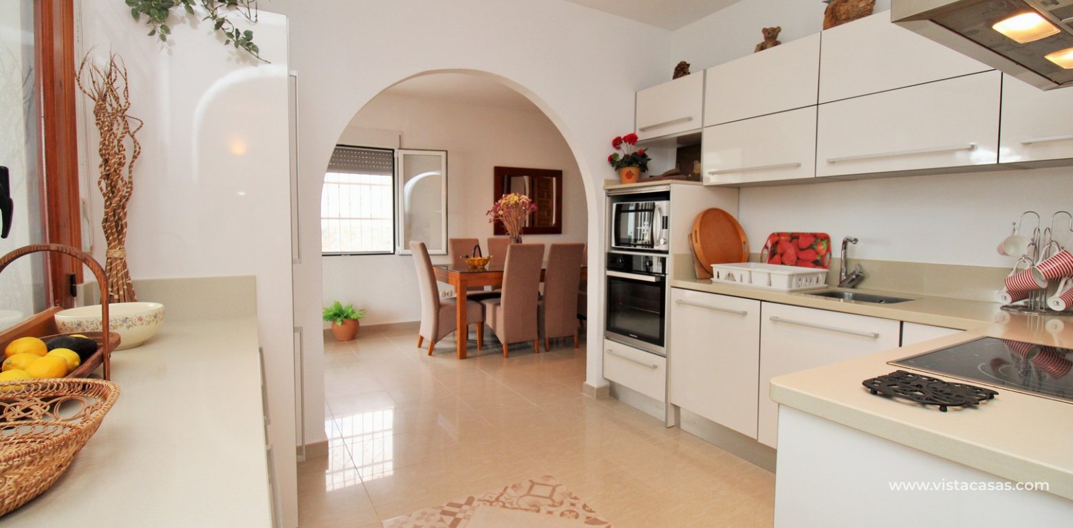 4 Bedroom Villa With Pool Blue Lagoon Villamartin kitchen 2