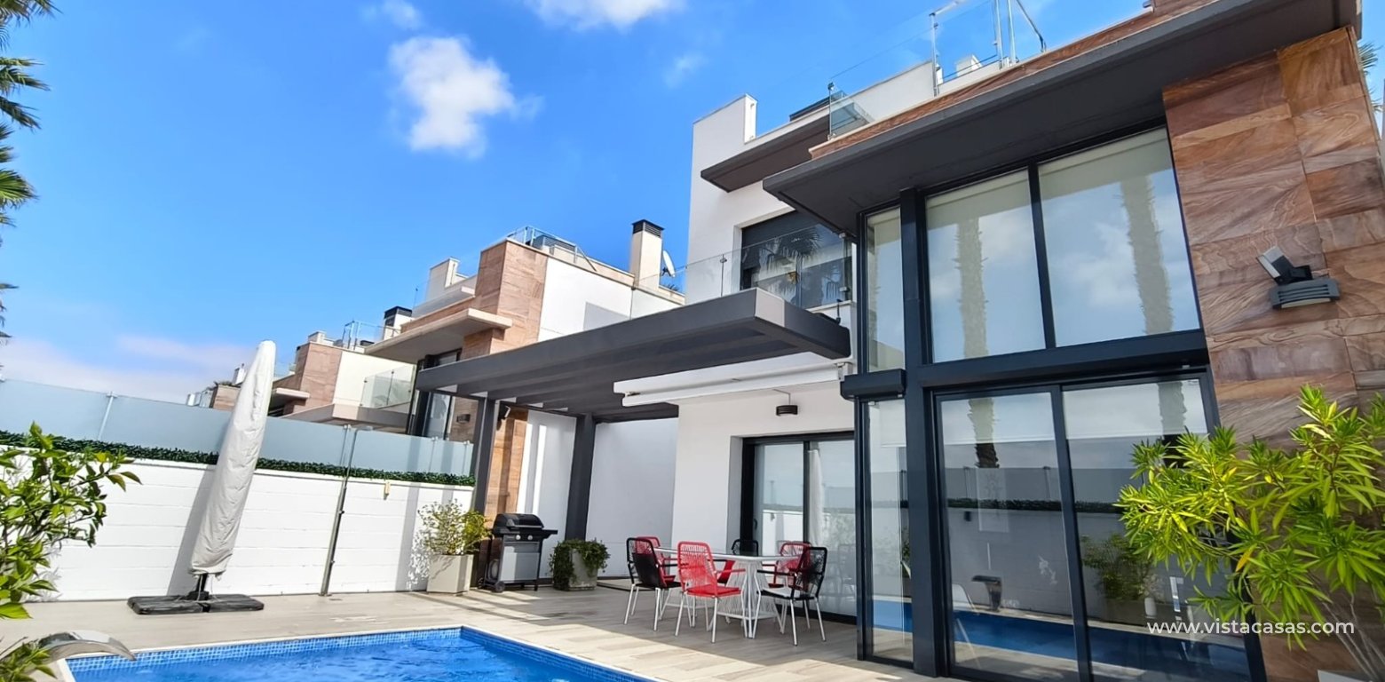 Sale - Villa - Cabo Roig