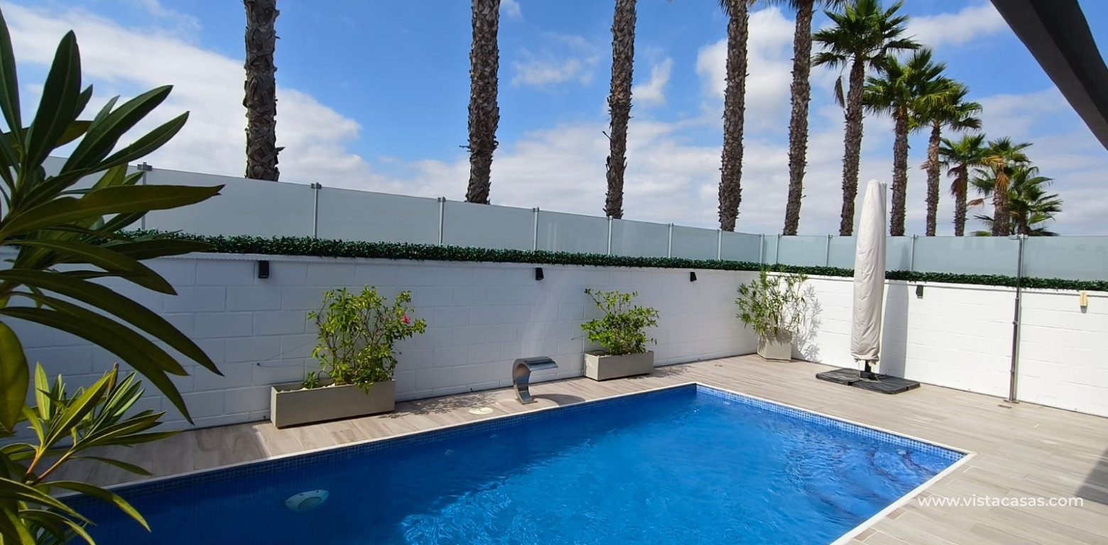 Sale - Villa - Cabo Roig