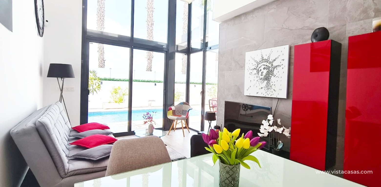 Sale - Villa - Cabo Roig